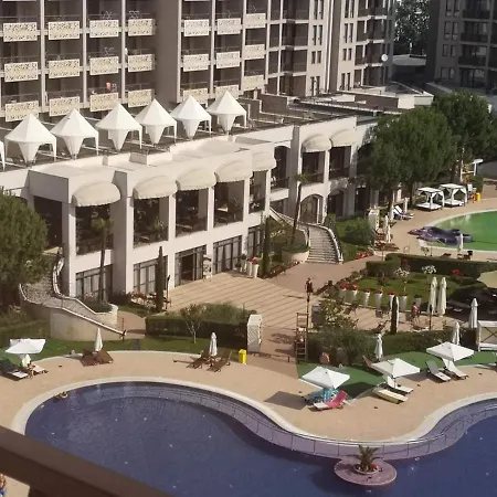 Апартамент Pool & Sea В 5-Звезден Комплекс, Слънчев Бряг شقة ساني بيتش